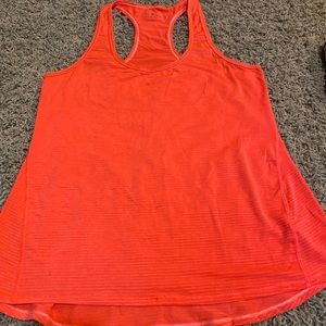 Athleta Racerback Tank-M